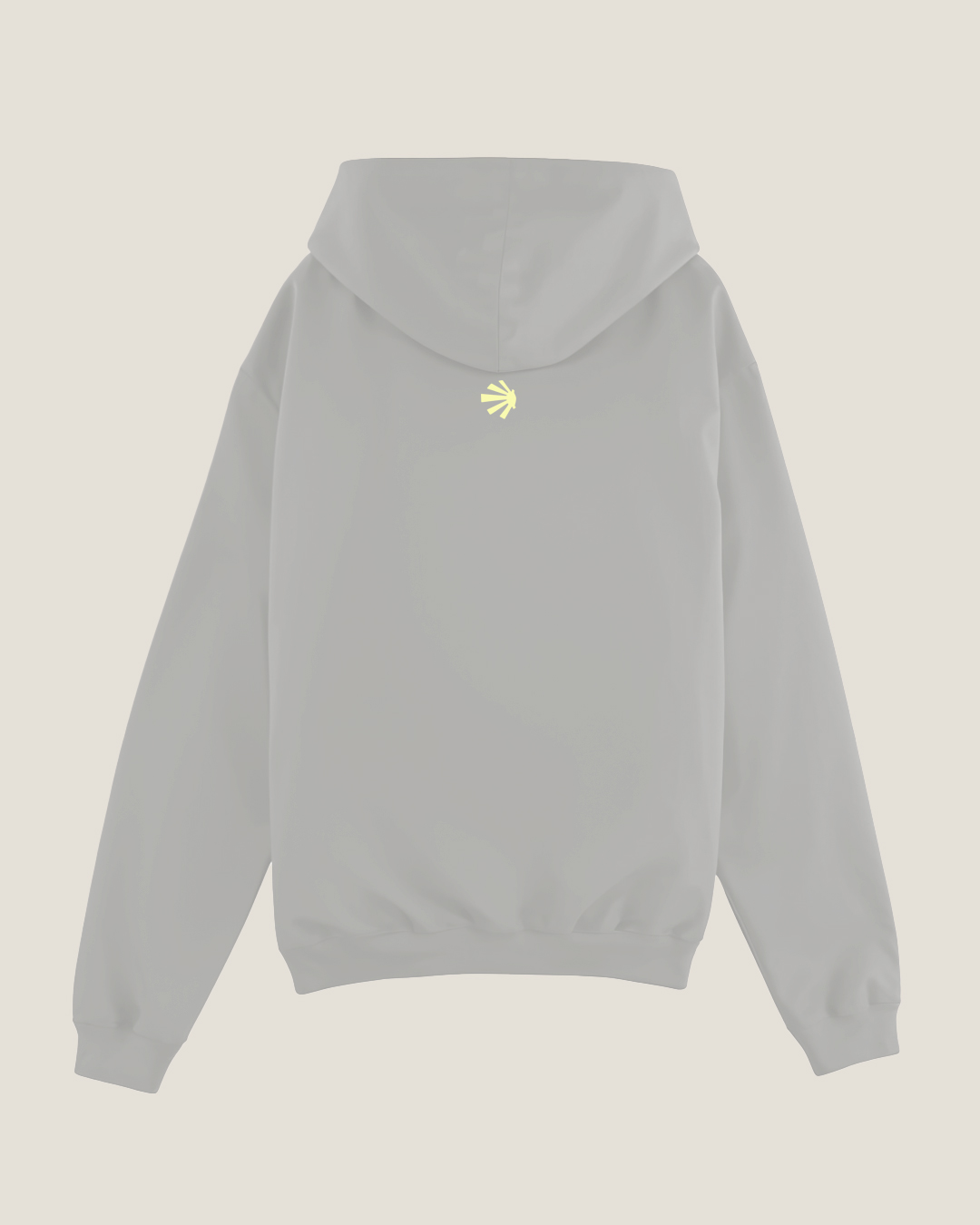 Sudadera de corte oversize con diseño exclusivo inspirado en el Camino de Santiago y la comunidad gallega, fusionando tradición y moda actua de color gris.